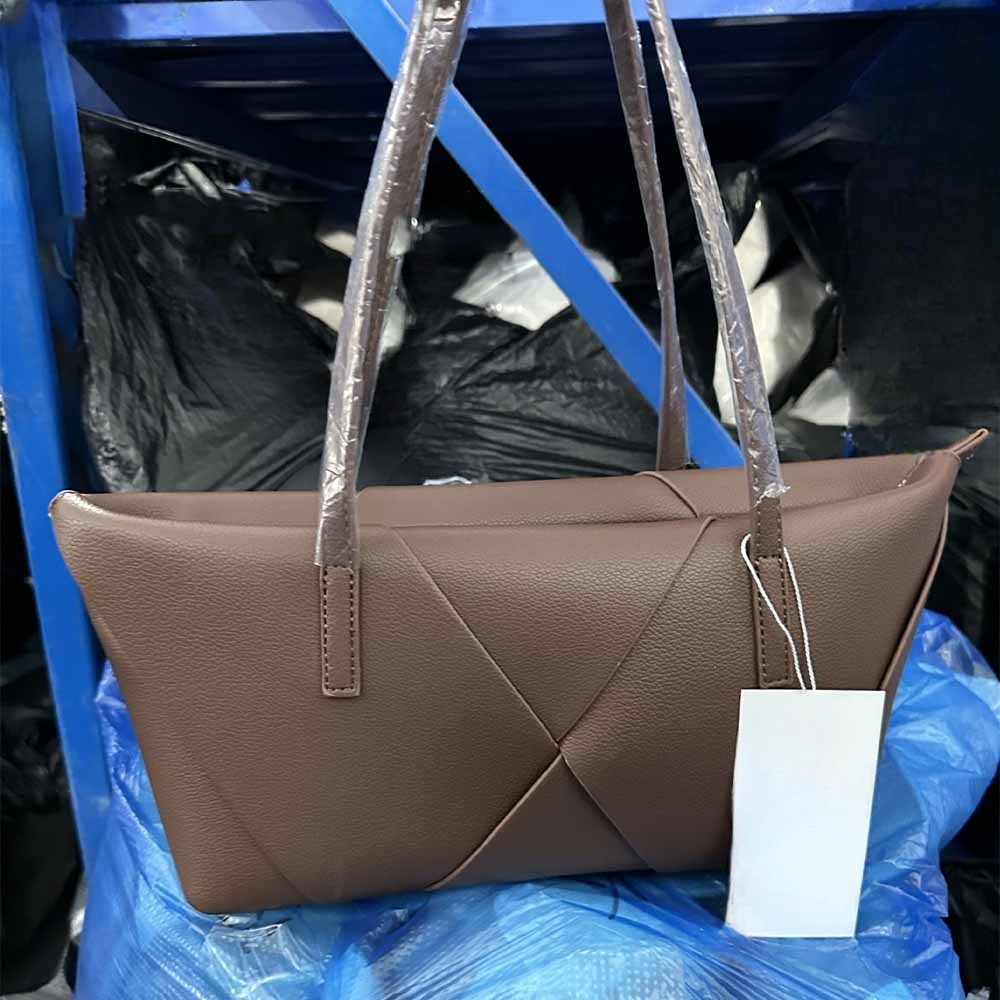 #229 Women's new stitching contrast shoulder bag large commuter handbag