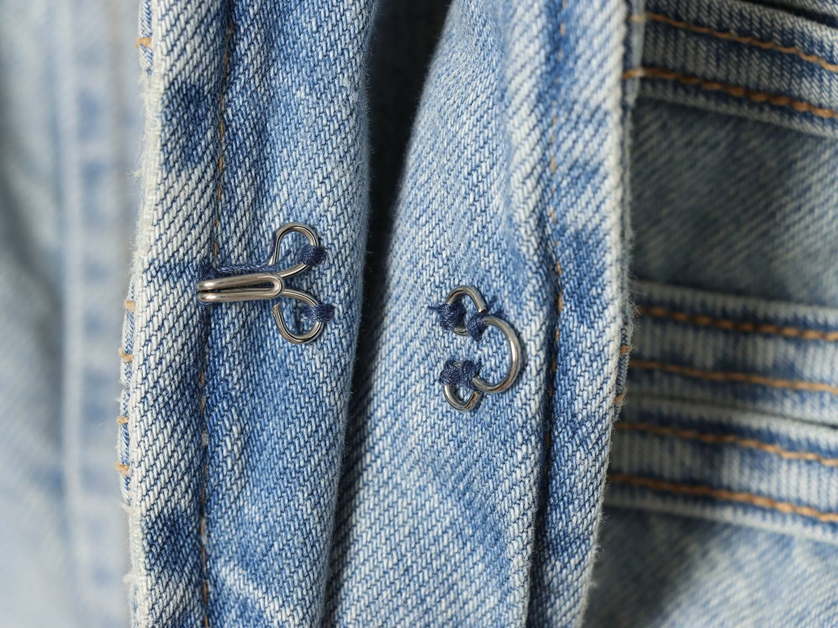 Women's button decoration sleeveless denim vest